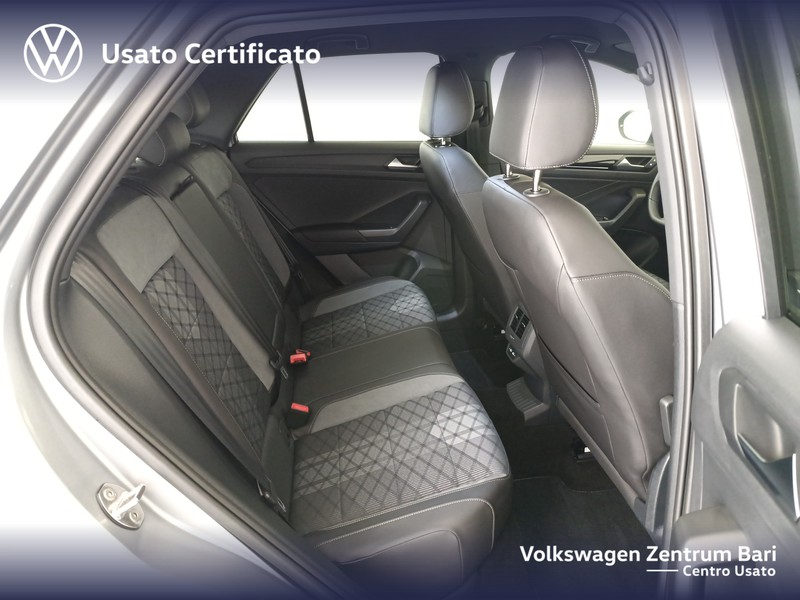 Volkswagen T-Roc 1.0 tsi r-line 110cv - 22