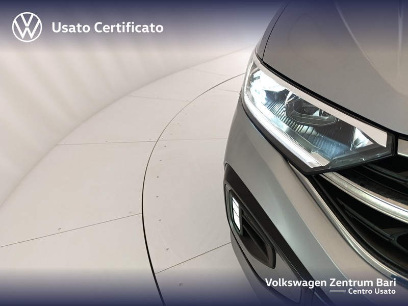 Volkswagen T-Roc 1.0 tsi r-line 110cv - 24