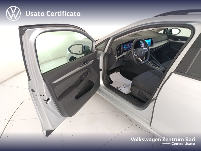 Volkswagen Golf variant 1.0 etsi evo life 110cv dsg - 13