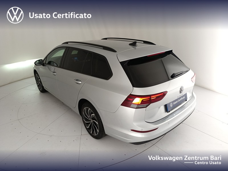Volkswagen Golf variant 1.0 etsi evo life 110cv dsg - 16