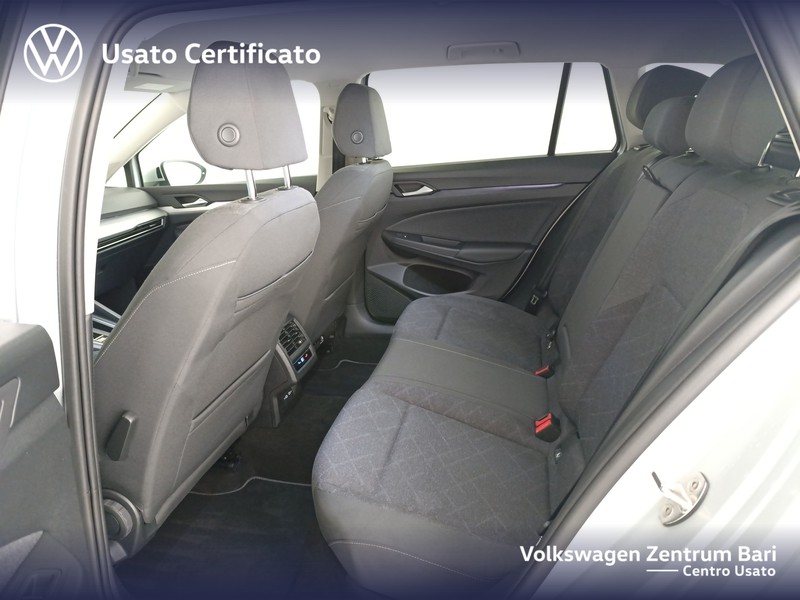 Volkswagen Golf variant 1.0 etsi evo life 110cv dsg - 17