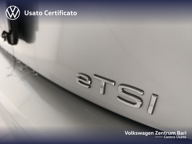 Volkswagen Golf variant 1.0 etsi evo life 110cv dsg - 20