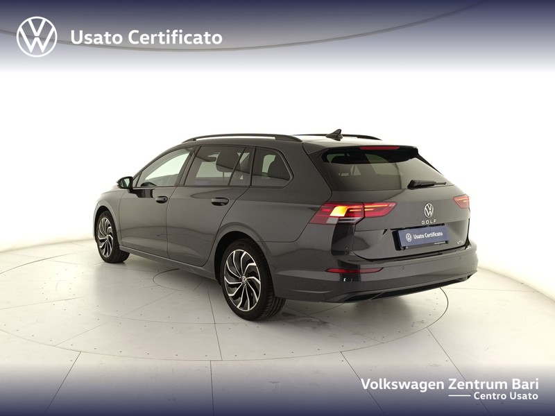 Volkswagen Golf variant 1.0 etsi evo life 110cv dsg - 8
