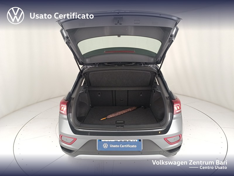 Volkswagen T-Roc 1.5 tsi life dsg - 22