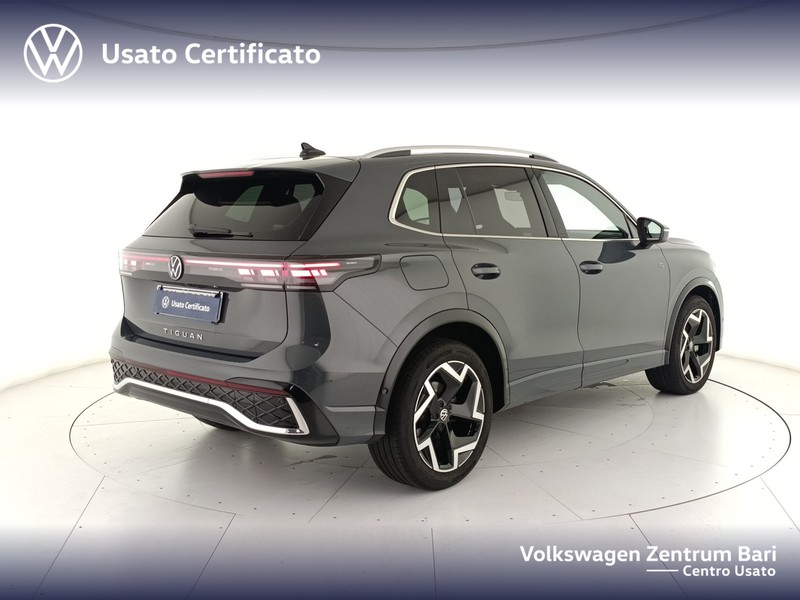 Volkswagen Tiguan 2.0 tdi r-line 150cv dsg - 6