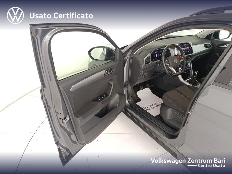 Volkswagen T-Roc 1.0 tsi life 110cv - 11