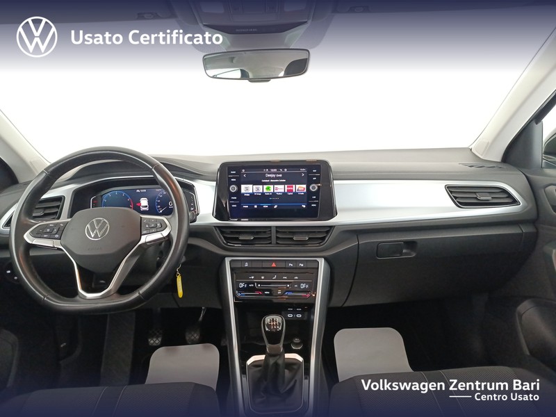 Volkswagen T-Roc 1.0 tsi life 110cv - 16