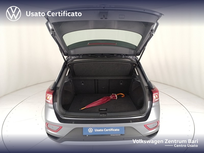 Volkswagen T-Roc 1.0 tsi life 110cv - 18