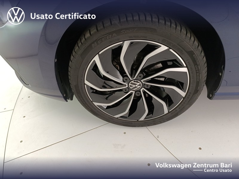 Volkswagen Golf variant 1.0 etsi evo life 110cv dsg - 16