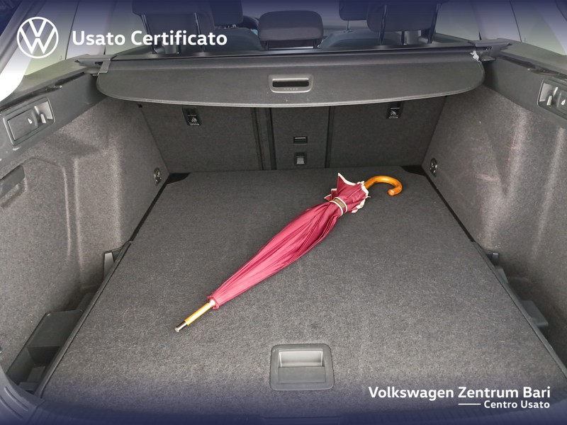 Volkswagen Golf variant 1.0 etsi evo life 110cv dsg - 22