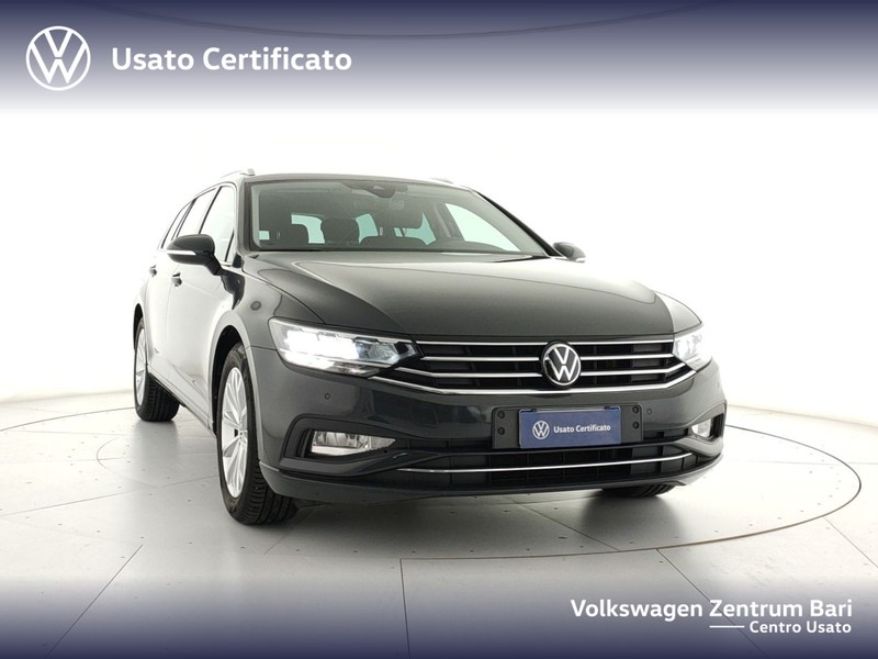 Volkswagen Passat variant 2.0 tdi business 122cv dsg - 4