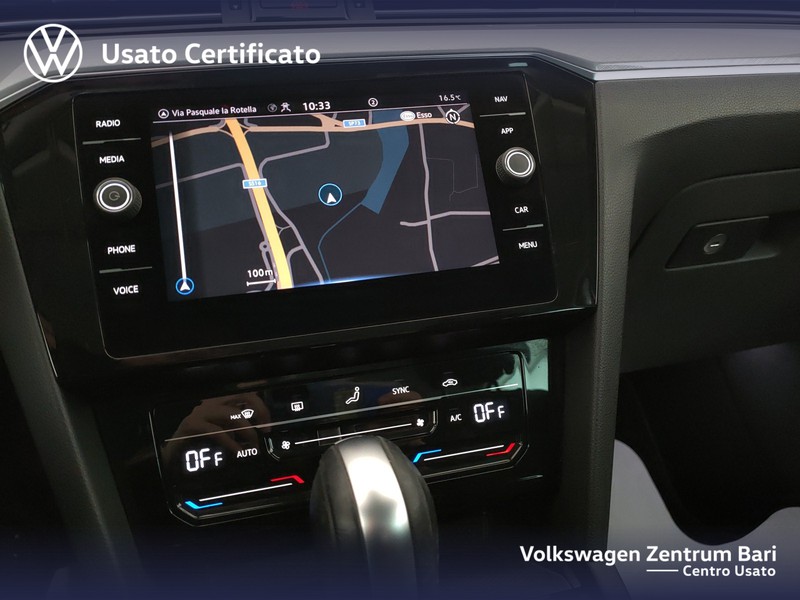 Volkswagen Passat variant 2.0 tdi business 122cv dsg - 9