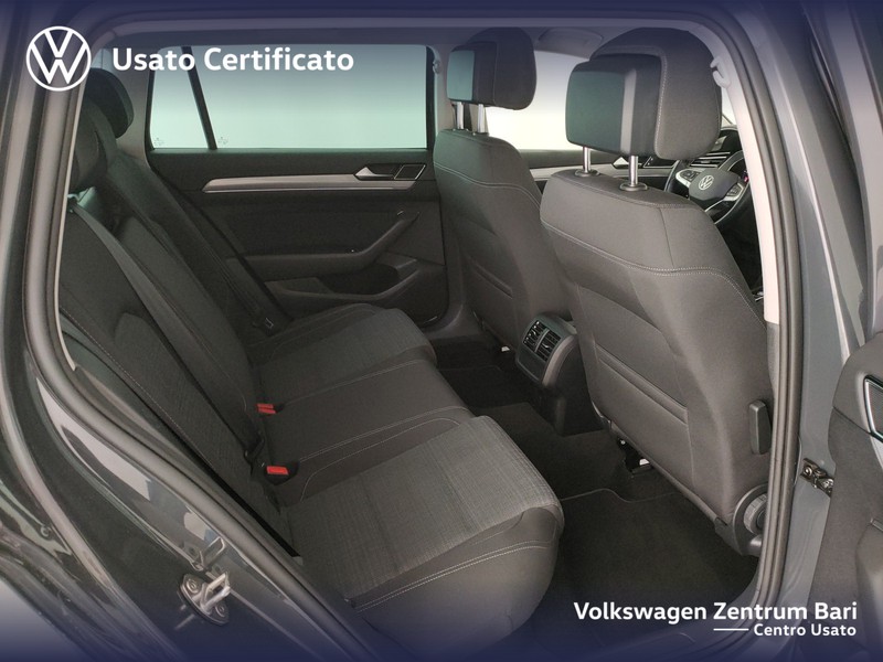 Volkswagen Passat variant 2.0 tdi business 122cv dsg - 19