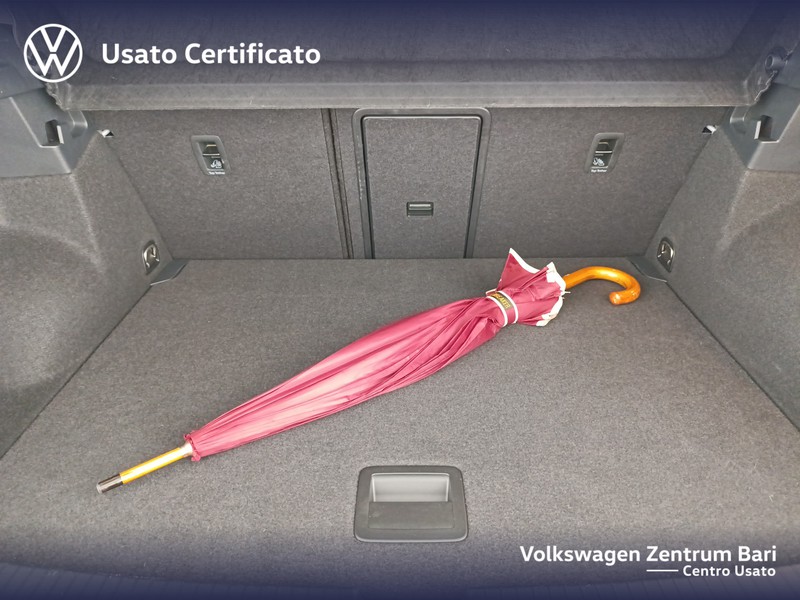 Volkswagen T-Roc 1.0 tsi life 110cv - 19