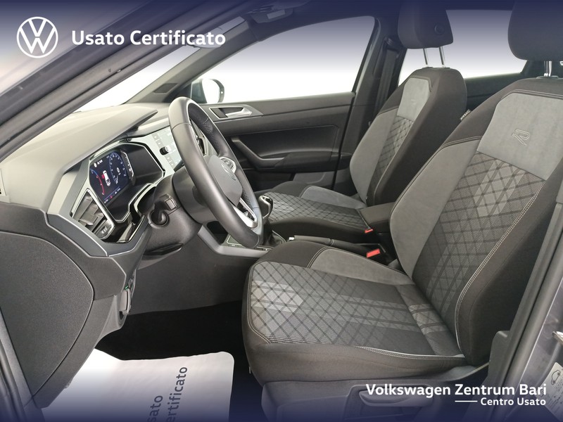 Volkswagen Taigo 1.0 tsi r-line 115cv - 12