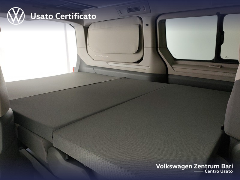 Volkswagen VIC T6 Transporter California Beach5 110TDI Aut - 22