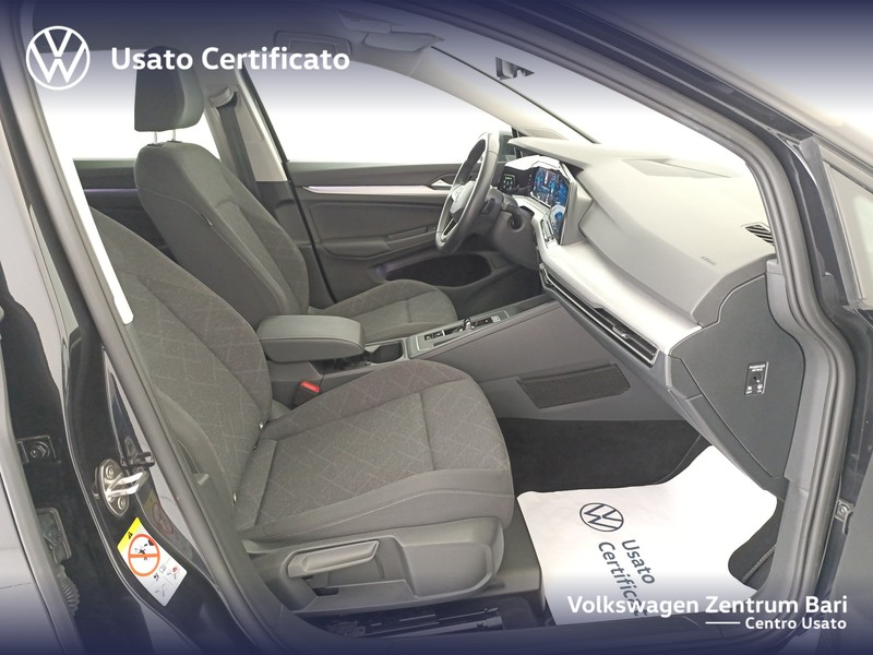 Volkswagen Golf variant 1.0 etsi evo life 110cv dsg - 22