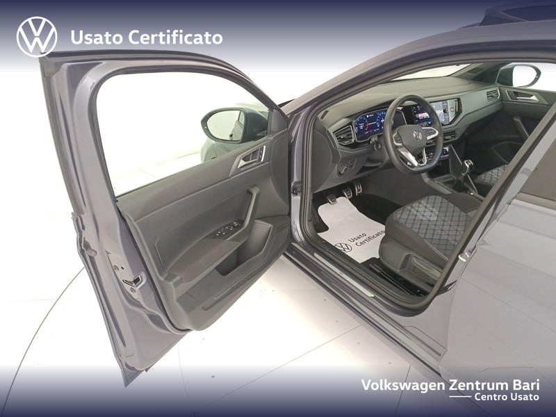 Volkswagen Taigo 1.0 tsi r-line 115cv - 12