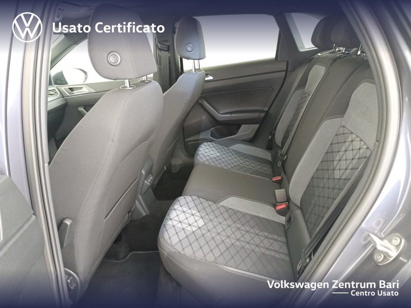 Volkswagen Taigo 1.0 tsi r-line 115cv - 19