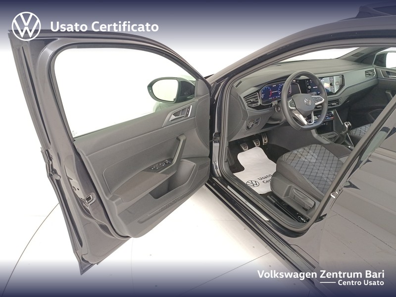 Volkswagen Taigo 1.0 tsi r-line 115cv - 12