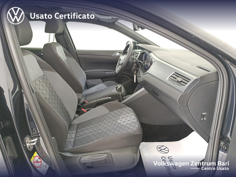 Volkswagen Taigo 1.0 tsi r-line 115cv - 24