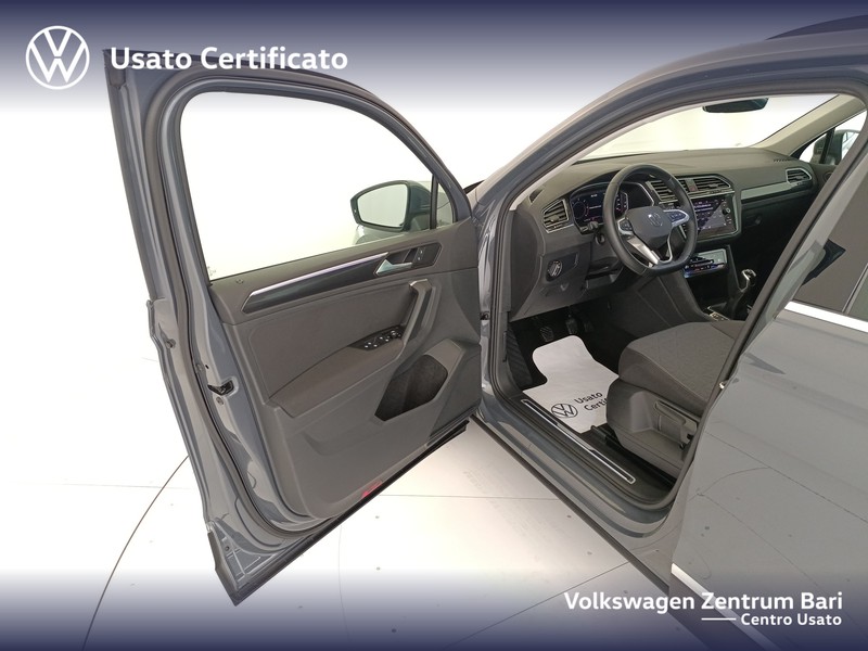 Volkswagen Tiguan 2.0 tdi life 122cv - 12