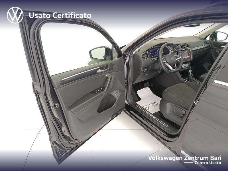 Volkswagen Tiguan 2.0 tdi elegance 150cv dsg - 11