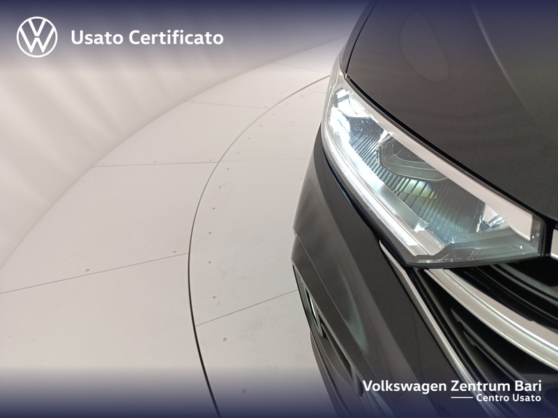 Volkswagen T-Roc 2.0 tdi r-line 115cv - 24