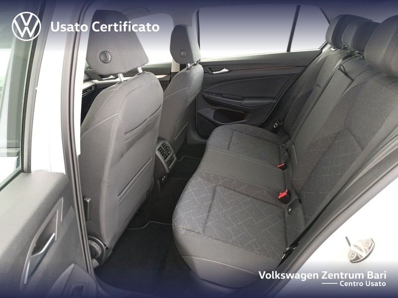 Volkswagen Golf 2.0 tdi life 115cv dsg - 16