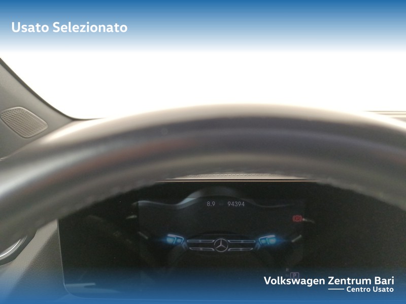 Mercedes GLA 200 d premium auto - 12