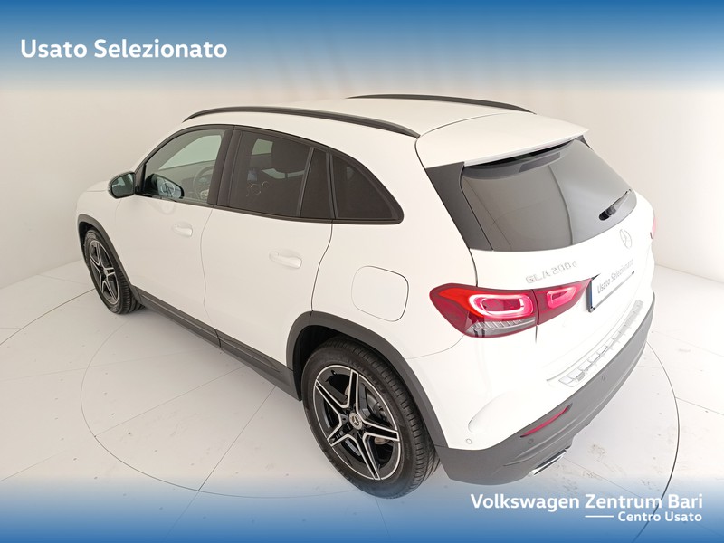 Mercedes GLA 200 d premium auto - 17