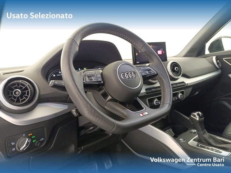 Audi Q2 35 2.0 tdi s line edition quattro s-tronic - 15