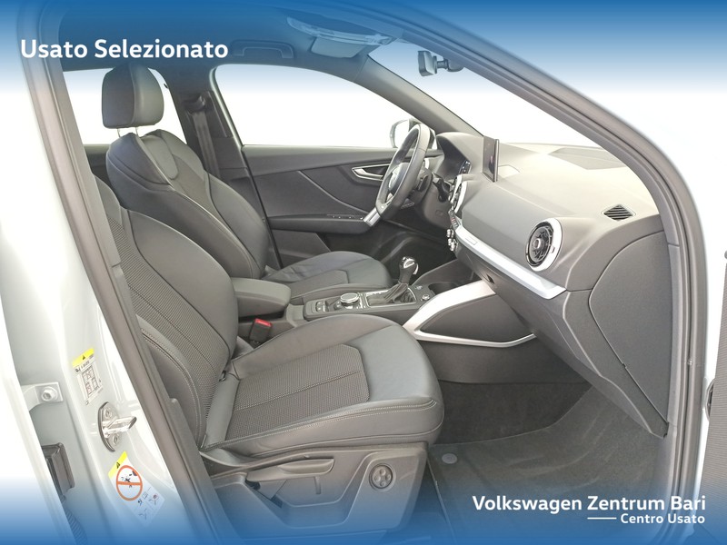 Audi Q2 35 2.0 tdi s line edition quattro s-tronic - 23