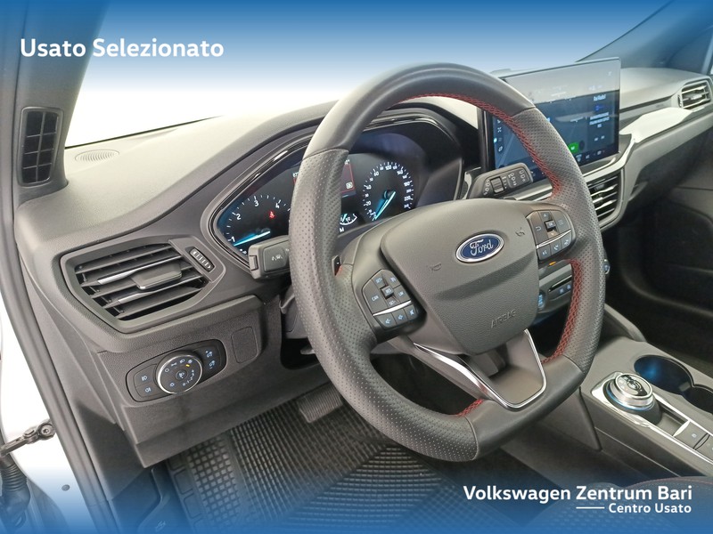 Ford Focus sw 1.5 ecoblue st-line design 115cv auto - 13