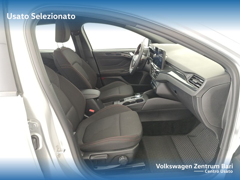 Ford Focus sw 1.5 ecoblue st-line design 115cv auto - 20