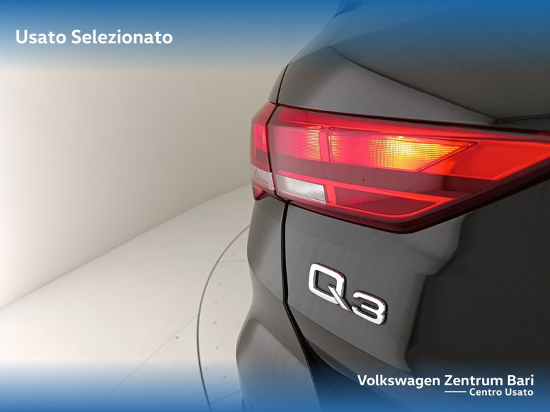 Audi Q3 sportback 35 2.0 tdi business plus s-tronic - 17