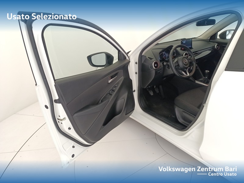 Mazda 2 1.5 homura 75cv - 11