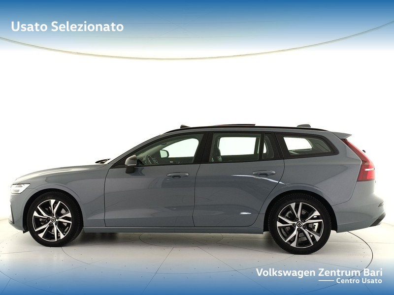 Volvo V60 2.0 b4 ultimate dark auto - 8