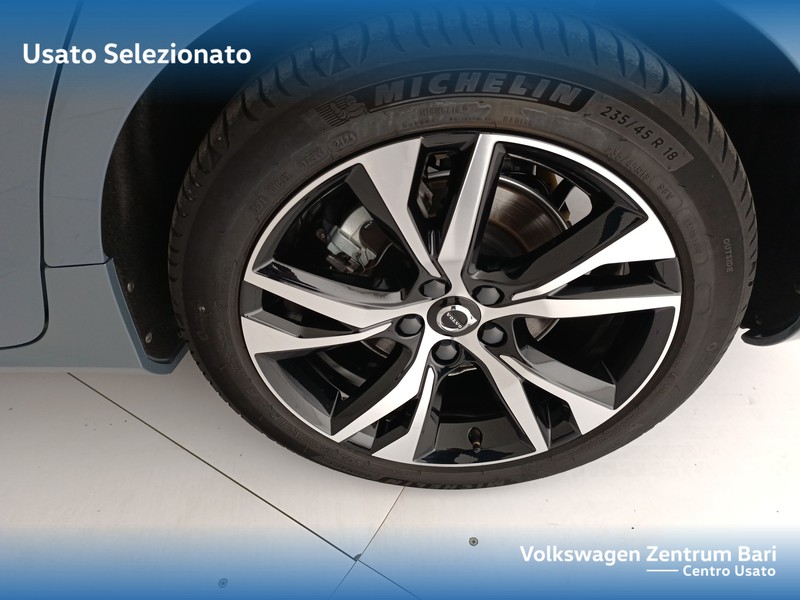 Volvo V60 2.0 b4 ultimate dark auto - 15