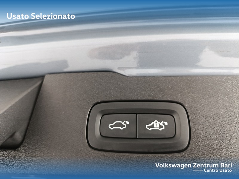 Volvo V60 2.0 b4 ultimate dark auto - 21