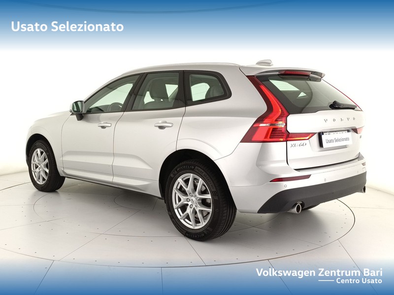 Volvo XC60 2.0 b4 momentum pro auto - 7