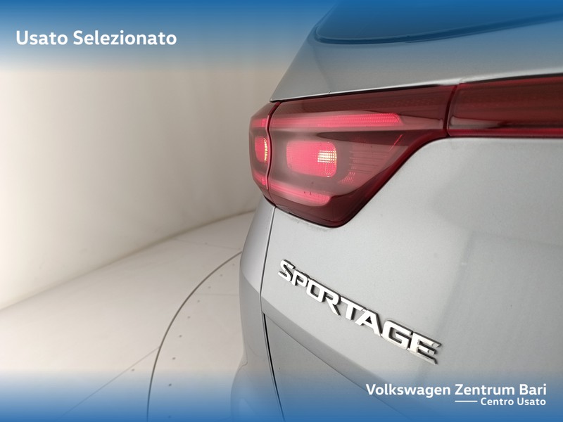 Kia Sportage 1.6 crdi mhev business class 2wd 136cv dct - 17