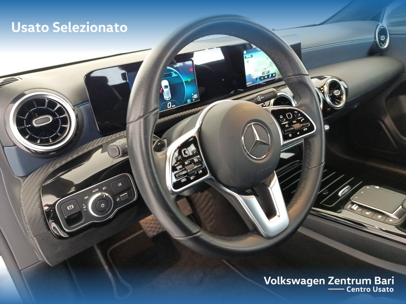 Mercedes Classe A 180 d business extra auto - 15