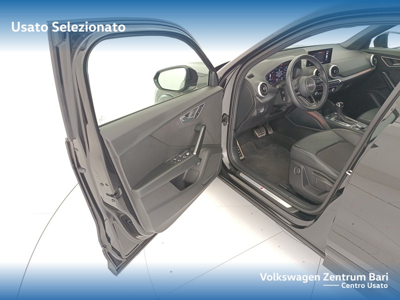 Audi Q2 30 2.0 tdi s line edition s-tronic - 12