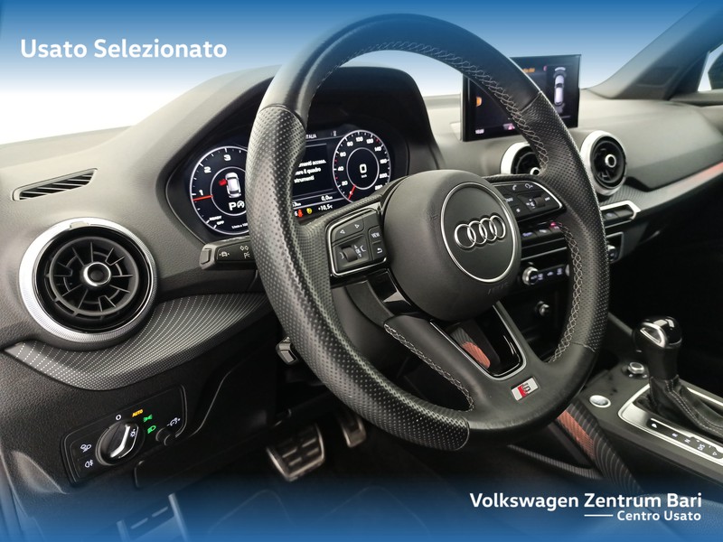Audi Q2 30 2.0 tdi s line edition s-tronic - 14