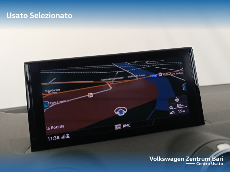 Audi Q2 30 2.0 tdi business - 11