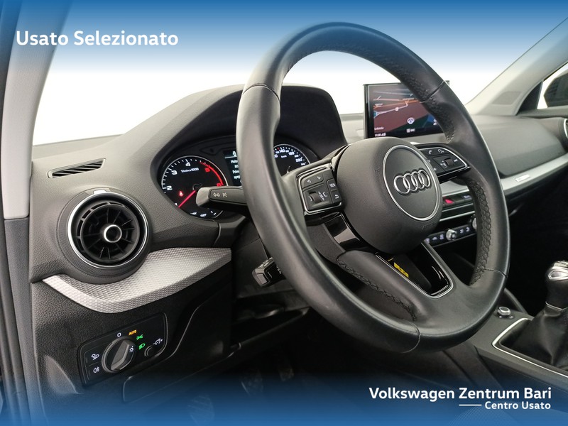 Audi Q2 30 2.0 tdi business - 14