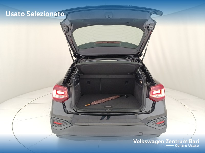 Audi Q2 30 2.0 tdi business - 19