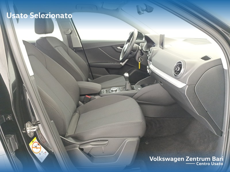 Audi Q2 30 2.0 tdi business - 21