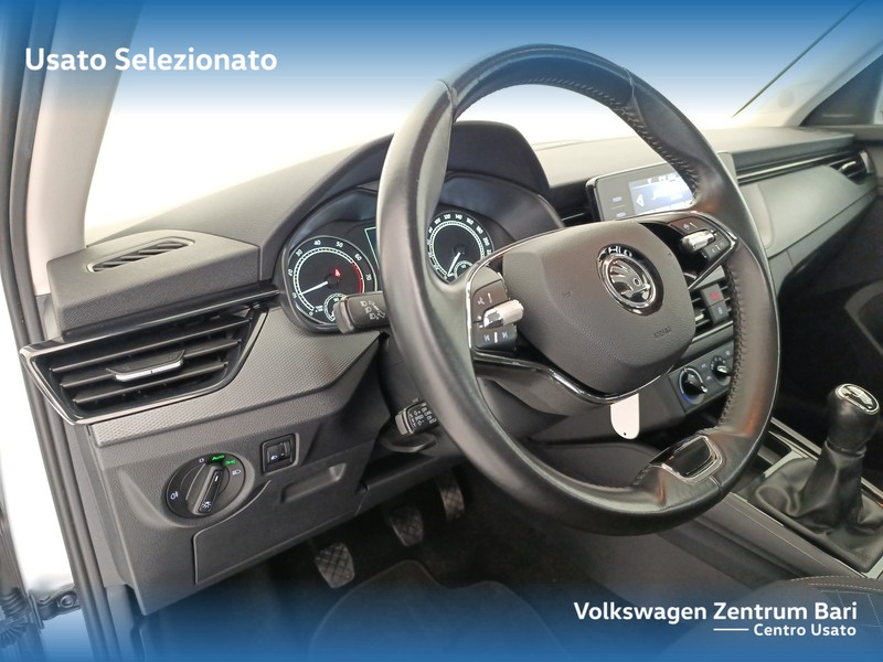 Skoda Kamiq 1.0 tsi ambition 95cv - 14